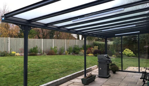 Black veranda - Cyra Group Ltd