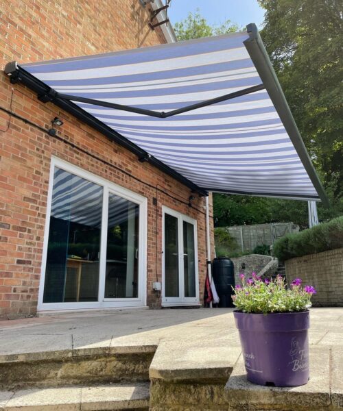 Blue and white awning.