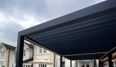 Louvred pergolas (12) [city]
