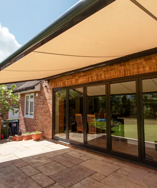 Sloped roof pergola (4) [city]