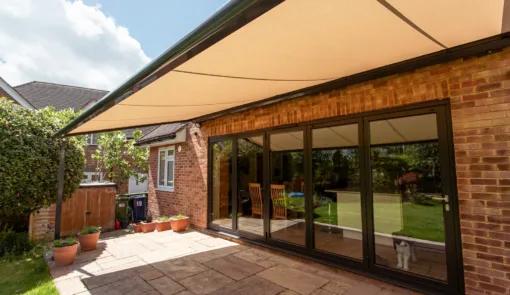 Sloped roof pergola (4) [city] - Cyra Group Ltd